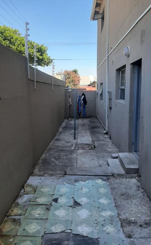 0 Bedroom Property for Sale in Goodwood Central Western Cape